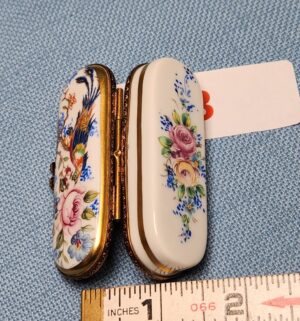 z3- hand-painted Limoges porcelain trinket box - Image 3