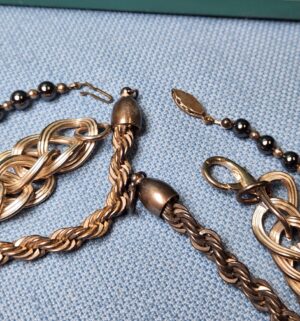 z11- 3 necklaces - Image 3