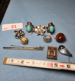 z21- fashion rings, pins