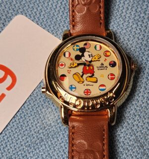 z29- vintage Lorus Disney Mickey Mouse World Flags musical watch