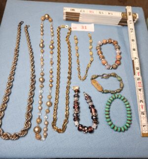 z31- Necklaces & Bracelets