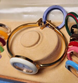 z50- Authentic Gucci Timepieces w/ paperwork - Image 3