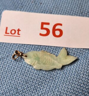 z56- hand-carved jadeite jade fish pendant