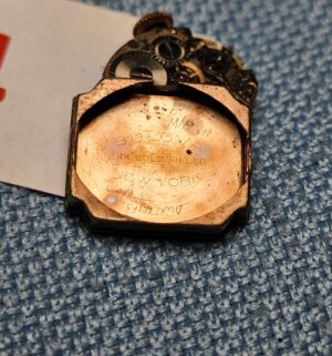 z64- Antique Bulova 14k gold filled watch. 17 Jewels - Image 4