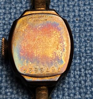 z66- Antique Bulova 10k gold filled watch 17 jewels - Image 3