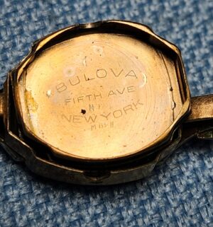 z66- Antique Bulova 10k gold filled watch 17 jewels - Image 4