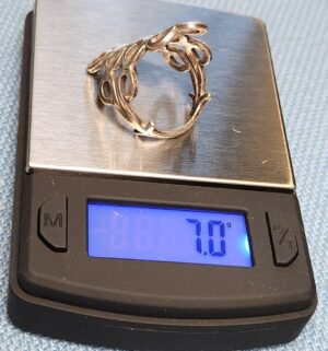 z82- sterling silver Celtic shield knot ring - Image 4