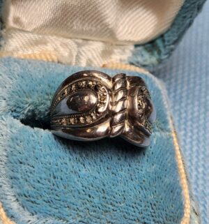 z83- Antique Sterling Silver Ring