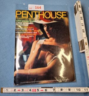 z164- Penthouse Dec. 1974