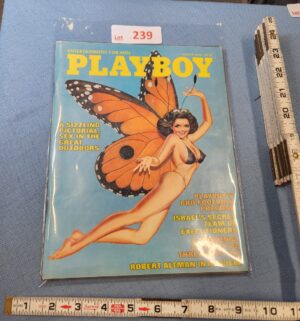 z239- Playboy August 1976