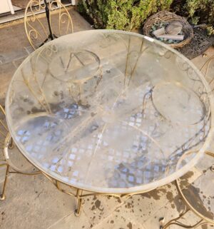 a39- vintage gold-painted wrought iron patio table and chairs set with a glass top - Image 4