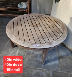 a49- Round Wooden Patio Table