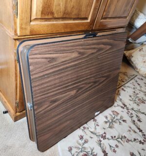 a78- Vintage Samsonite Folding Table - Image 5