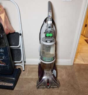 a80- Hoover Steam Vac Dual V Carpet Cleaner