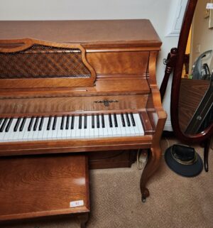a81- Kawai 802-F upright piano in a medium pecan finish. w/ music - Image 7