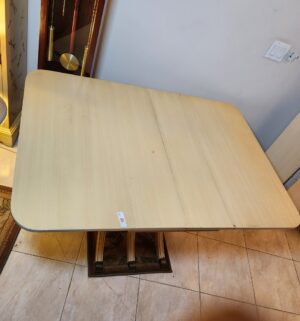 a86- Mid Century Drop leaf dining table w/ extensions - Image 5