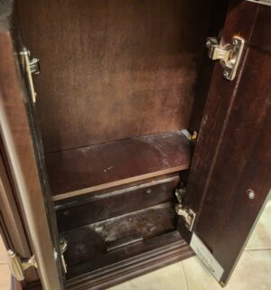 a159- Small Cabinet - Image 5