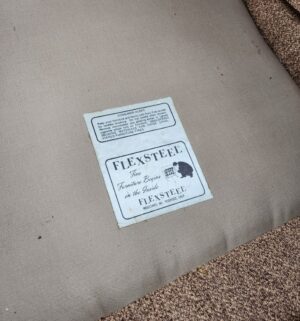 a172- Vintage Flexsteel Chair & Ottoman - Image 4