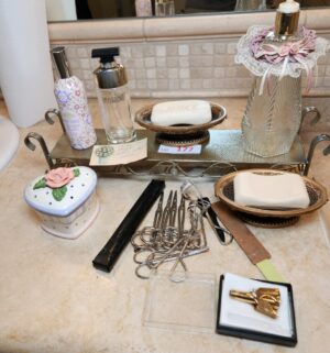 a177- misc bath items