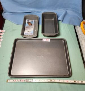 a265- calphalon bakeware