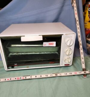 a380- Delonghi Toaster