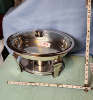 a402- Tramontina 4.2-Quart Oval Stainless Steel Chafing Dish