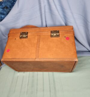 a488- vintage hartmann luggage - Image 6