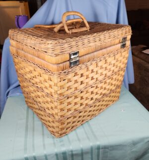 a553- Very Large Woven Basket - Image 3