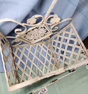 a554- Iron Planters Basket - Image 3