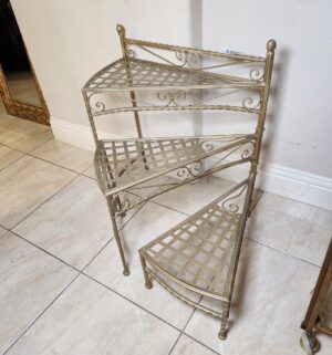 a588- DanDiBo Metal Flower Stair/Plant Stand