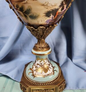 a603- pair of antique French Sevres-style porcelain vases, gilt bronze mounts, hand-painted scenic vignettes - Image 4