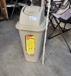 b1- sm garbage can