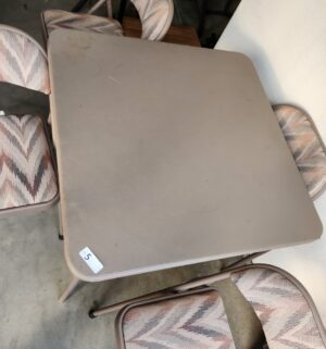 b5- vintage meco card table set - Image 3