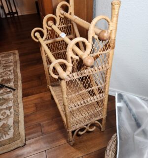 b27- natural rattan and bamboo bar cart with shelves and towel bars - Image 3