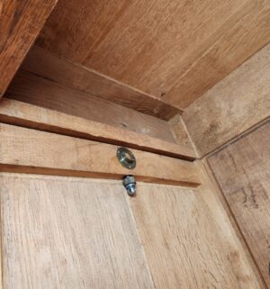 b40- Antique French Oak Wardrobe. Amazing Condition - Image 6