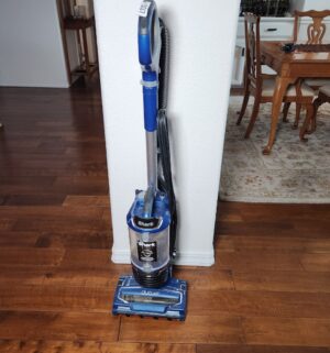 b107- Shark Performance Duo Clean Vacuum