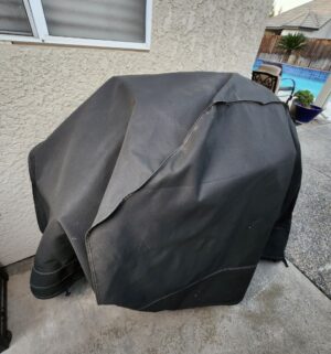 b137- Weber Spirit Stainless BBQ w/ cover. No tank - Image 8