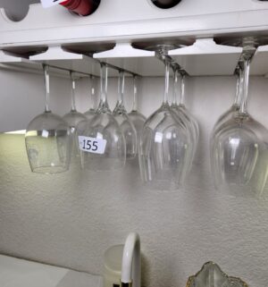 b155- wine glasses