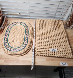 b168- placemats