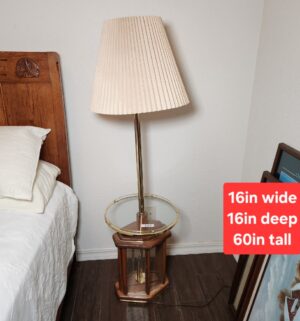 b188- Vintage Table Lamp