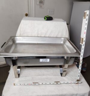 b239- buffet server no lid