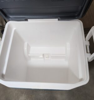 b251- Igloo Maxcold Latitude 62 roller - Image 4