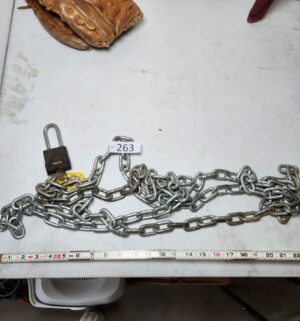b263- chain w/ lock