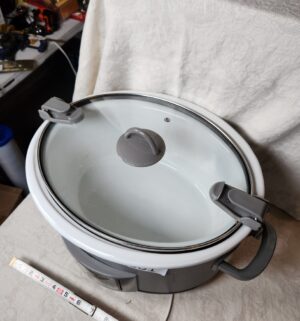 b301- Large Crockpot - Image 3