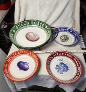b347- Dish service set
