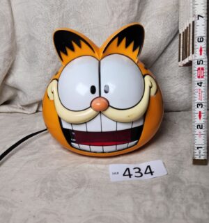 b434- Sunbeam Garfield head alarm clock