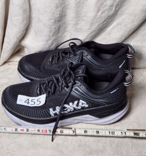 b455- Hoka One One Size 9.5 mens