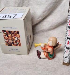 b457- Joyous news by Hummel