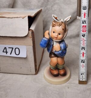 b470- Boy with toothache