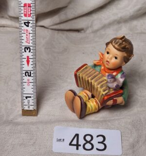 b483- lets sign. Hummel